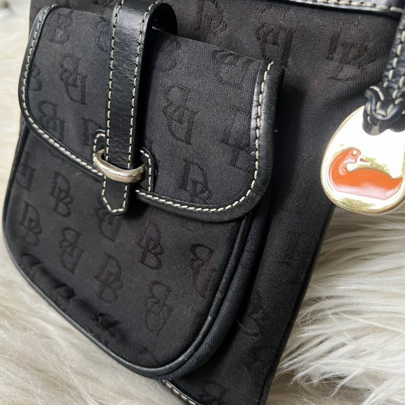 DOONEY & BOURKE Black Crossbody Letter Carrier Shoulder Handbag - Picture 8 of 16